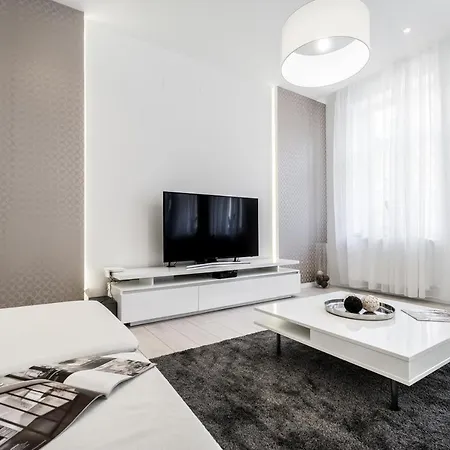 Minimalistico Apartment *