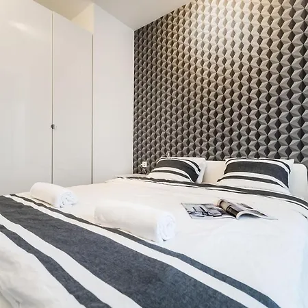 Minimalistico * Budapest