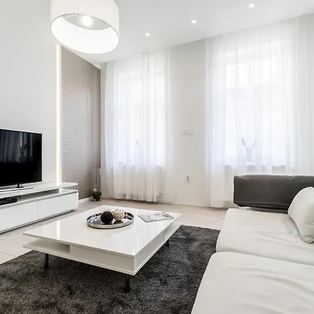 Minimalistico Budapest