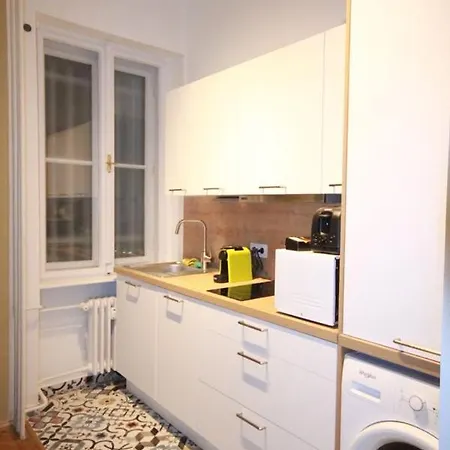 Acacia * Budapešť