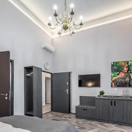 Marvelous In Andrassy Boulevard Apartment *