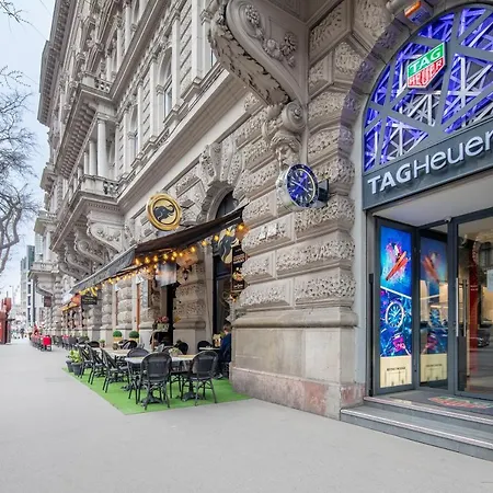 Marvelous In Andrassy Boulevard Apartment *