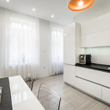 Minimalistico Budapest