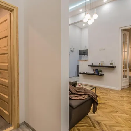 Apartment Semmihome Semmelweis Street *