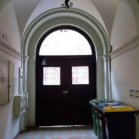 Apartment Semmihome Semmelweis Street Budapest