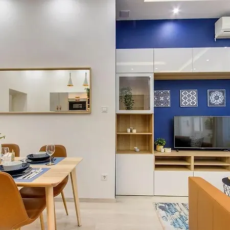 Emerald Residency 4Br-2Ba Budapest