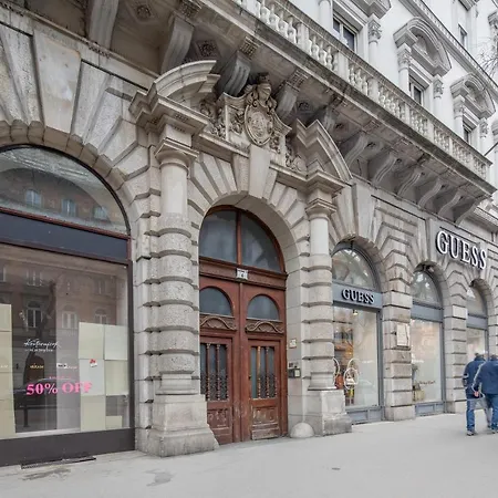 Marvelous In Andrassy Boulevard Apartment *