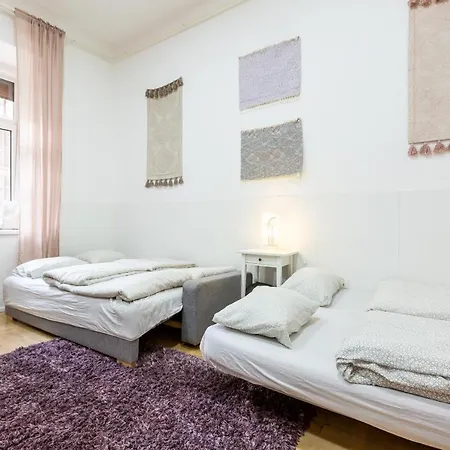 Elegant Coziness Daire Budapeşte