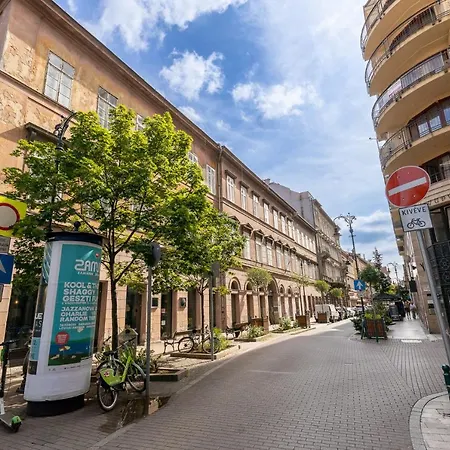 Kiraly21 Downtown At Gozsdu Garden *