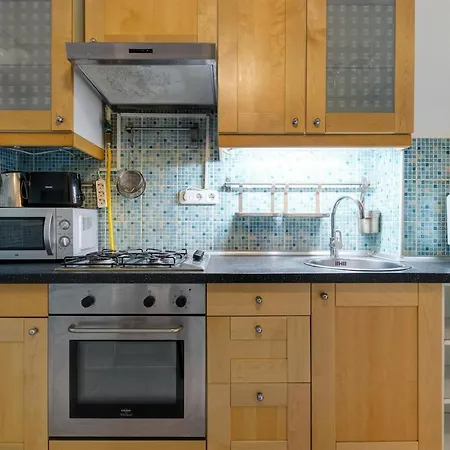 Liberty Square Apartment *