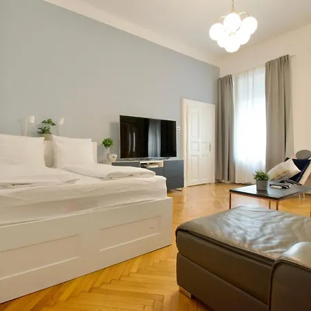 Standard By Hi5 - St. King Street 16. Apartment