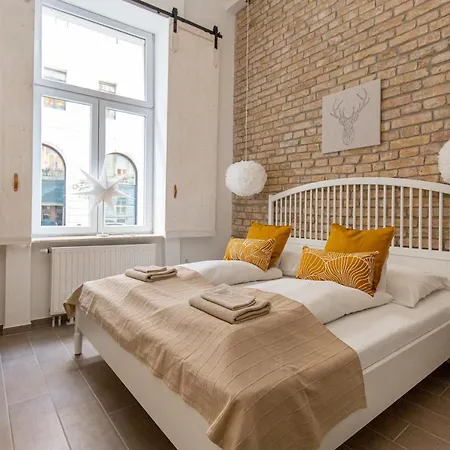 Apartman Eiffel