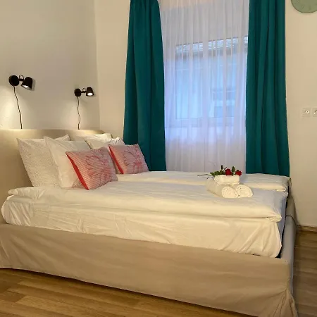 B20 Apartman *