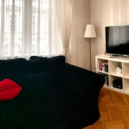 Basilica Rose Apartment *