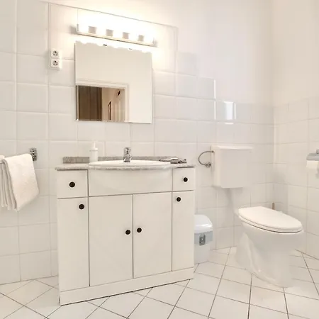 Budget By Hi5 - Center Of The Center Appartement