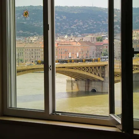 Riverside Gem In The Center Apartment Budapest
