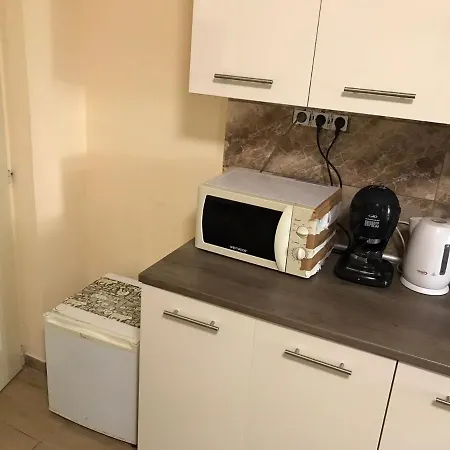 Roland Apartmant Zuglo Apartment *