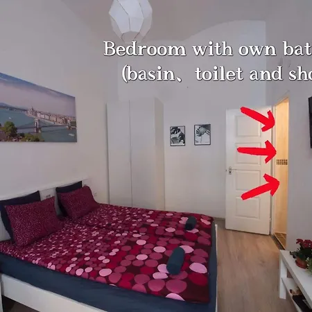No. 11 With 2 Bathrooms Next To Railway Station *