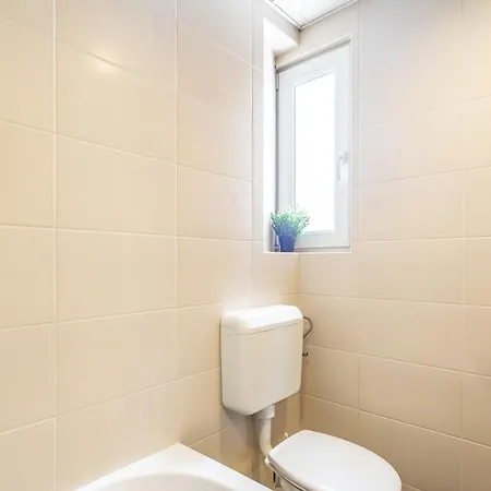 Two Bedroom In Jewish Quarter Budapest