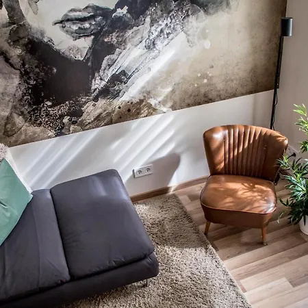 Apartment City Park Beauty With Ac, Wifi *