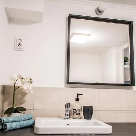 City Park Beauty With Ac, Wifi * Budapest