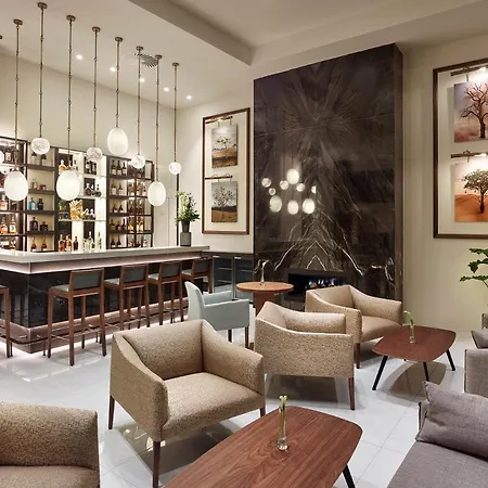Est Grand Savoy Hotel 4*