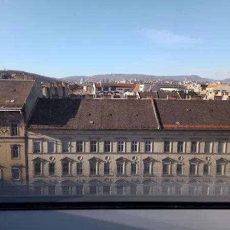 Hotel Est Grand Savoy 4*