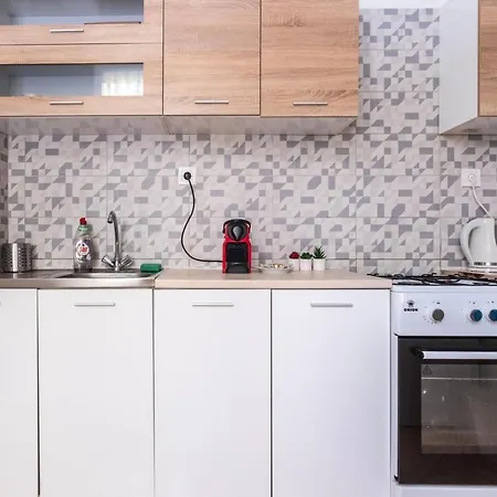 Very Central 1-br Apt With Patio Apartamento Budapest