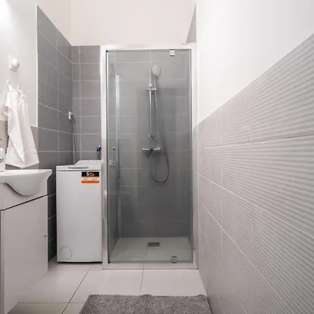 Apartamento Very Central 1-br Apt With Patio *