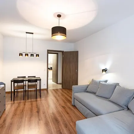 Apartment Modern & Newly Built With Private Garage *