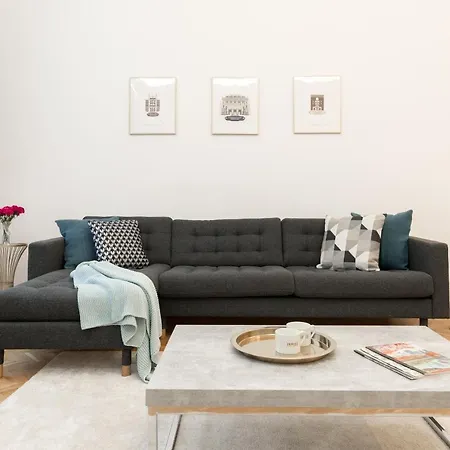 Space And Style In The Heart Of W 2br&2bt בודפשט