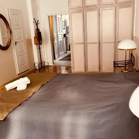 Apartment Downtown Budapest