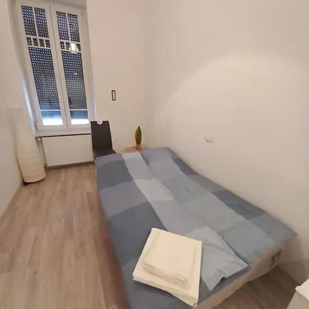 Vivi 2 Budapest