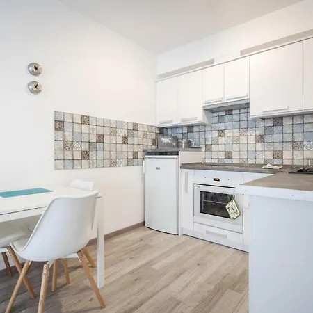Apartment Cosy Close To The Center With Parking Garage