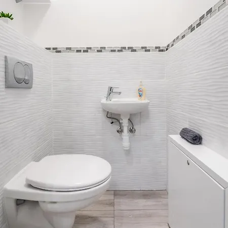 Apartment Cosy Close To The Center With Parking Garage Budapest