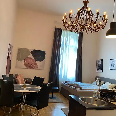 Appartamento Stylish By The Vígszínház Theater Budapest