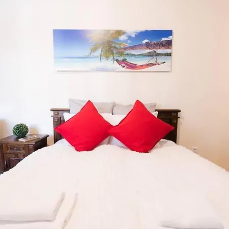 Apartment Central Bright And Spacious With 3 *