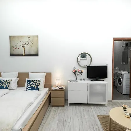 Apartment Center Quiet Flat *