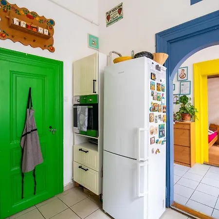 Apartment Center- Historic Jewish Quarter