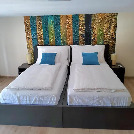 Diamond Apartman Apartment