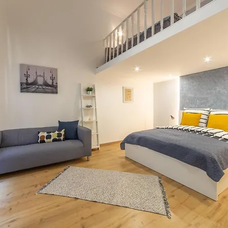 Lovely 1 Bedroom Flat With Location
