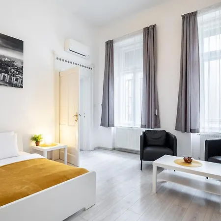 New, High Quality In The Center Apartament