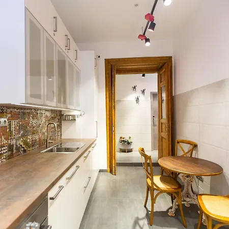 Premium By Hi5 - Style At The Comedy Theater Apartment