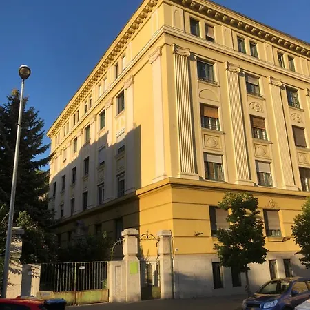 Apartment Luxury View On To The Castle Budapest