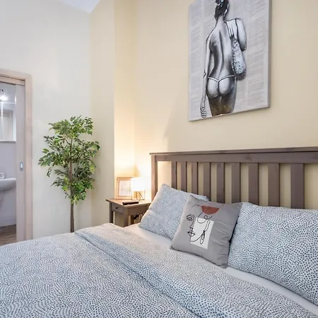 Basilika Monnalisa Luxury 3 Bedrooms With Amazing View Need Reservation X Free Parking