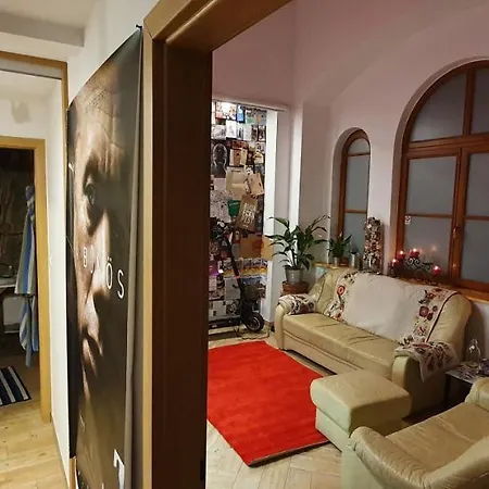 Center Loft Apartment *