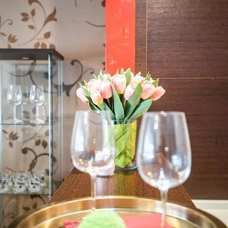 Free Parking! Soho 101, 4 Ppl, Ac, Superfast Wifi, Tv Budapest