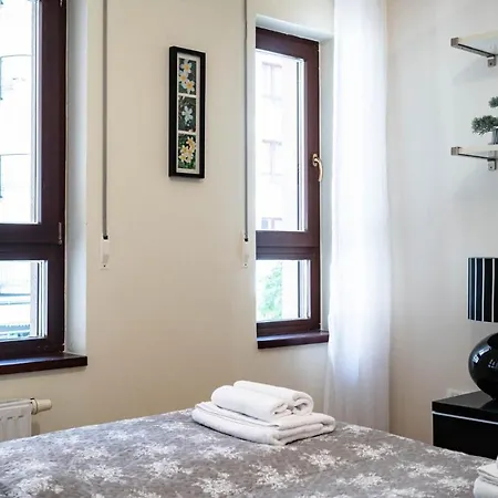 Free Parking! Soho 101, 4 Ppl, Ac, Superfast Wifi, Tv Apartment Budapest