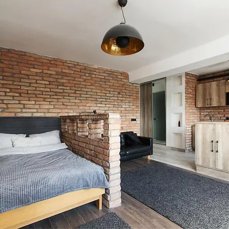 Apartman Industrial Studio