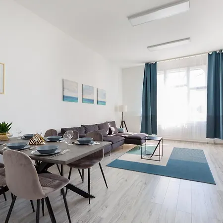 Apartment Designer On The Broadway W 2br, Ac And Panorama Balcony Budapest